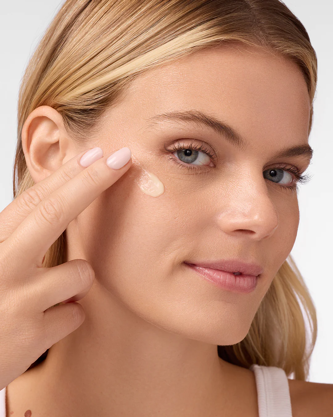 Sunless Tan Anti-Aging Daily Face Moisturizer - Image 3